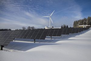 El Grupo Acideka avanza hacia la sostenibilidad con una instalación fotovoltaica de autoconsumo y proyectos de descarbonización